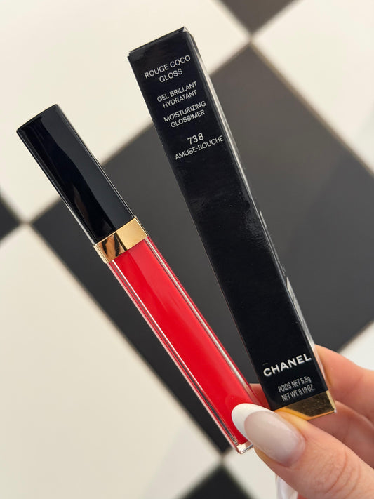 CHANEL Rouge Coco Gloss (738)
Moisturizing Gel Brillant Hidratant