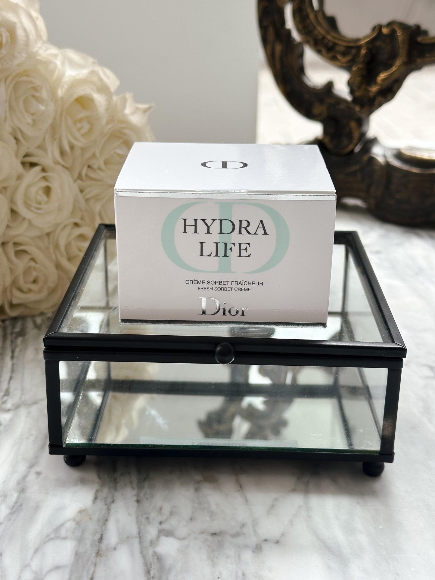 DIOR Hydra Life Fresh Sorbet Creme
Hydrating Face and Neck Cream - Hydrates, Plumps and Enhances