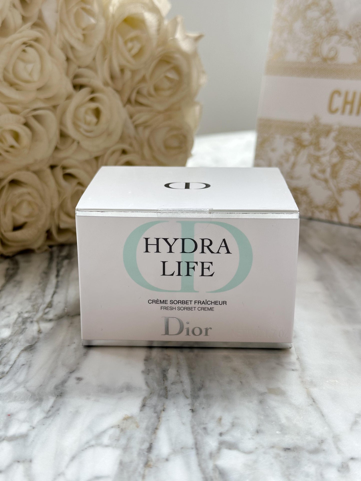 DIOR Hydra Life Fresh Sorbet Creme
Hydrating Face and Neck Cream - Hydrates, Plumps and Enhances