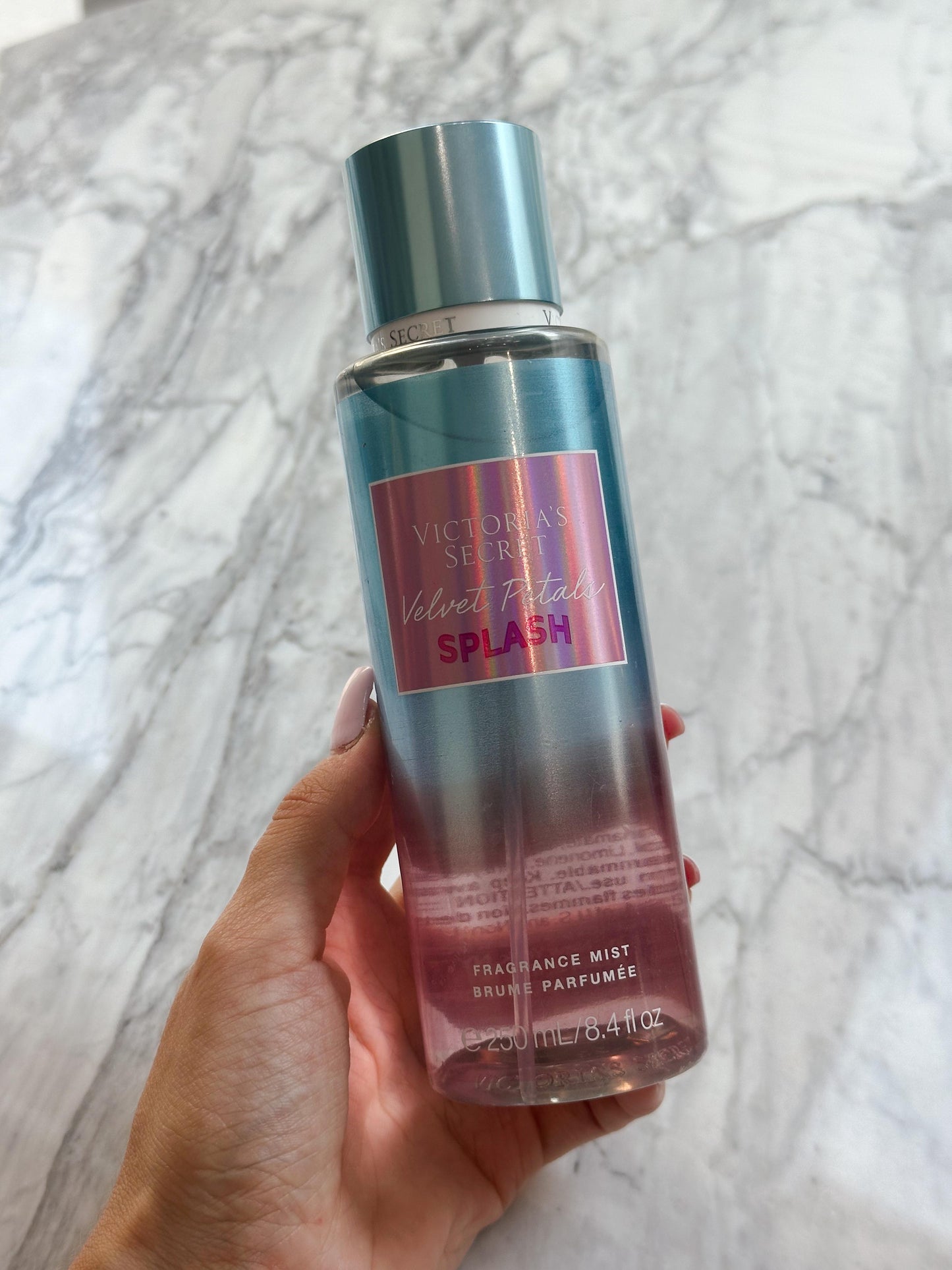 VICTORIA'S SECRET Velvet Petals Splash - Limited Edition Body Mist 250ml