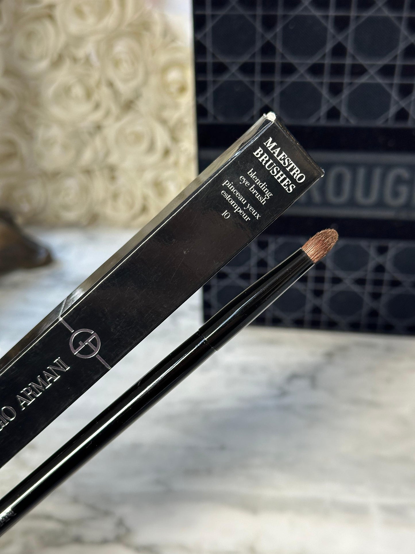 ARMANI Maestro Brushes - Blending Eye Brush (10)