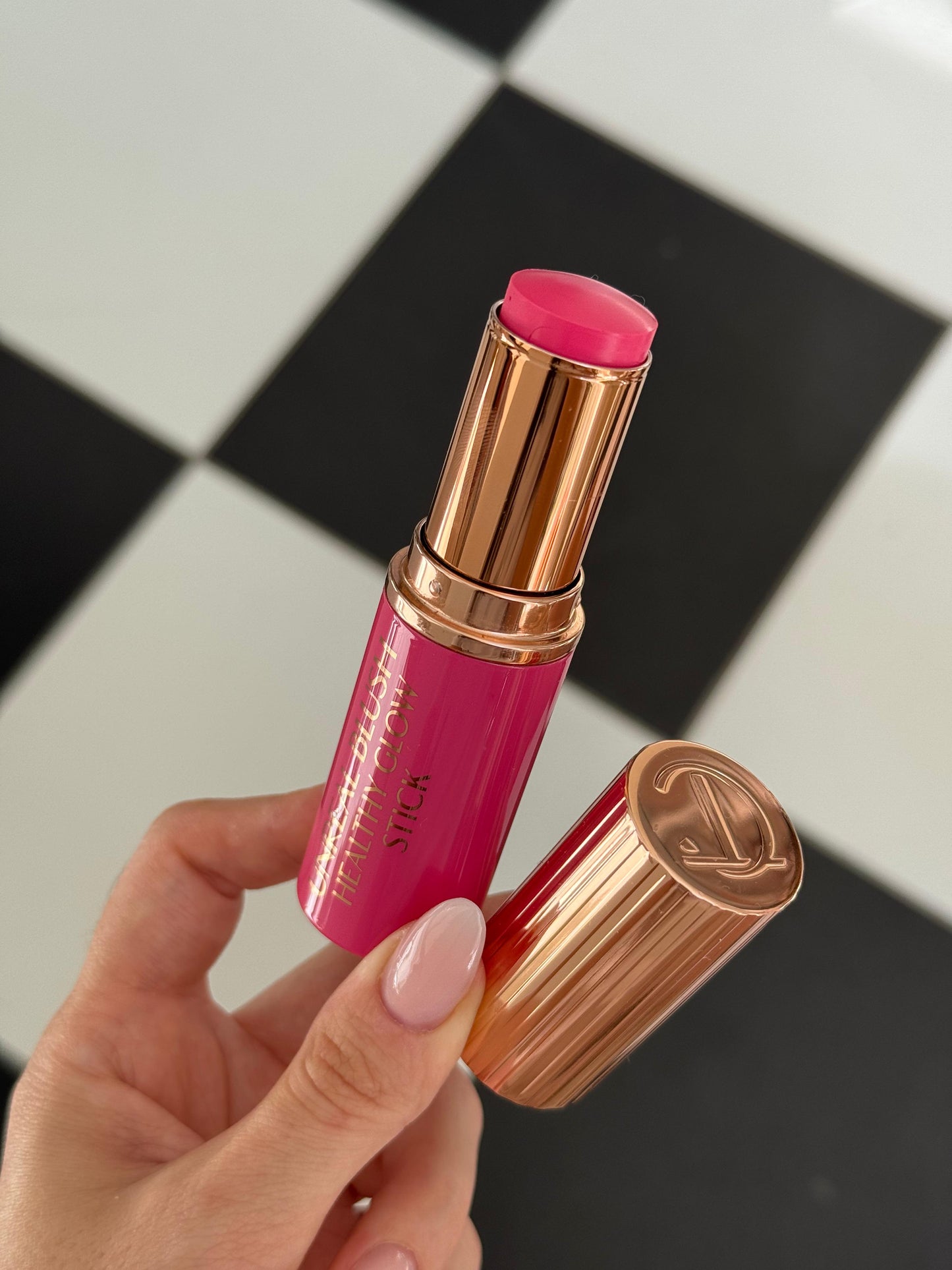 CHARLOTTE Unreal Blush Healthy Glow Stick - Pinky Glow