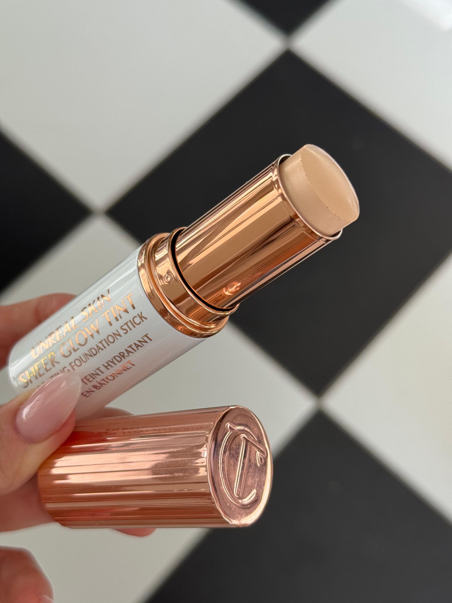 CHARLOTTE TILBURY Unreal Skin Sheer Glow Tint - Hydrating Foundation Stick