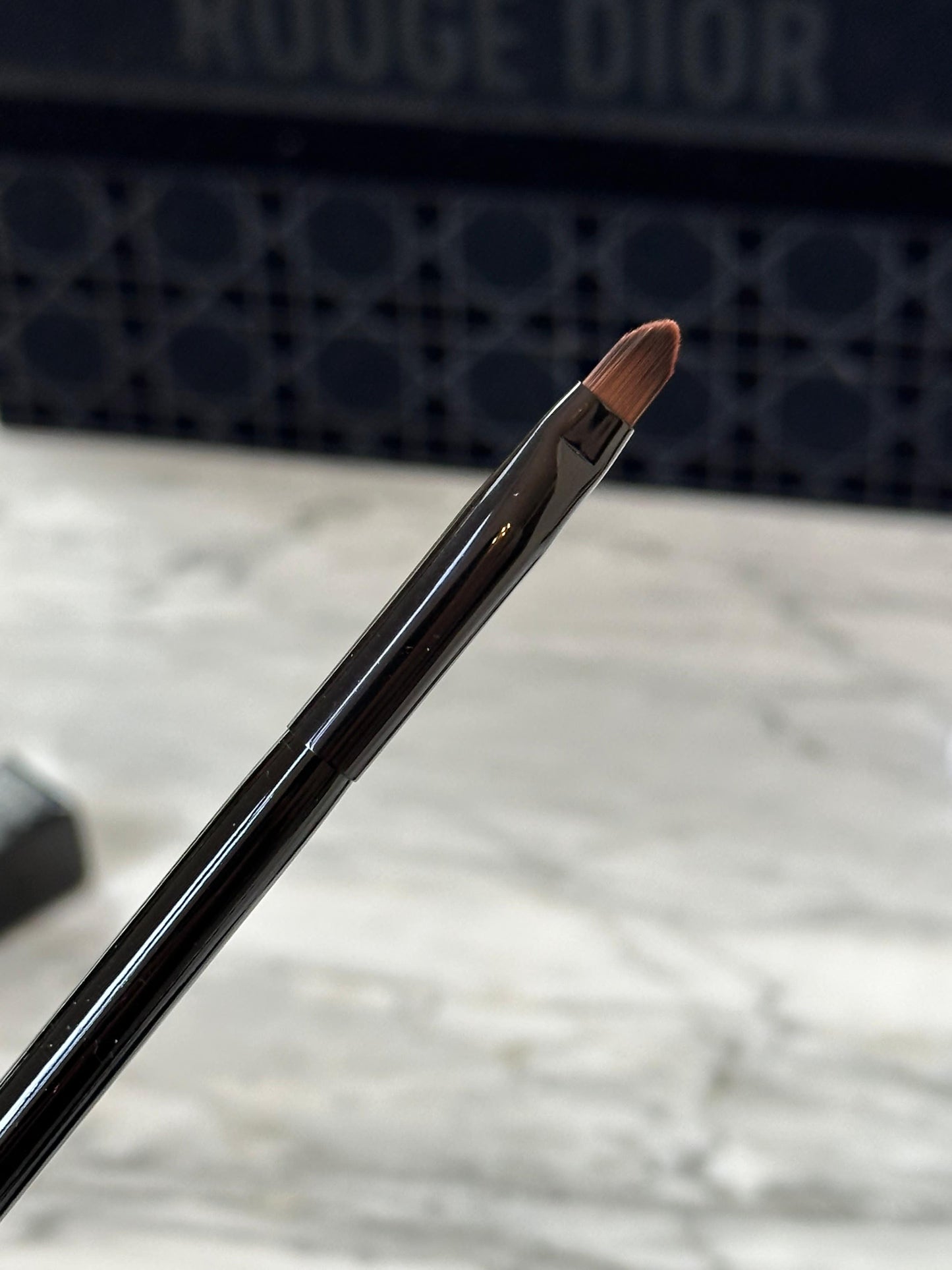 ARMANI Maestro Brushes - Angled Eye Brush (9)