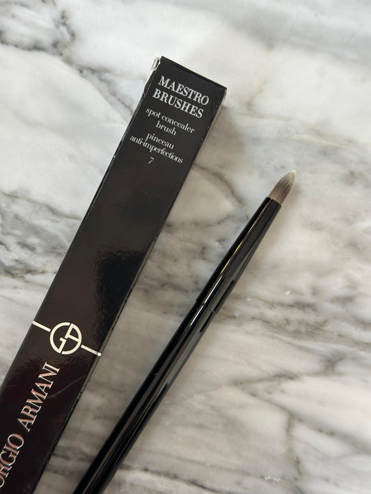 ARMANI Maestro Brushes - Spot Concealer Brush (7)