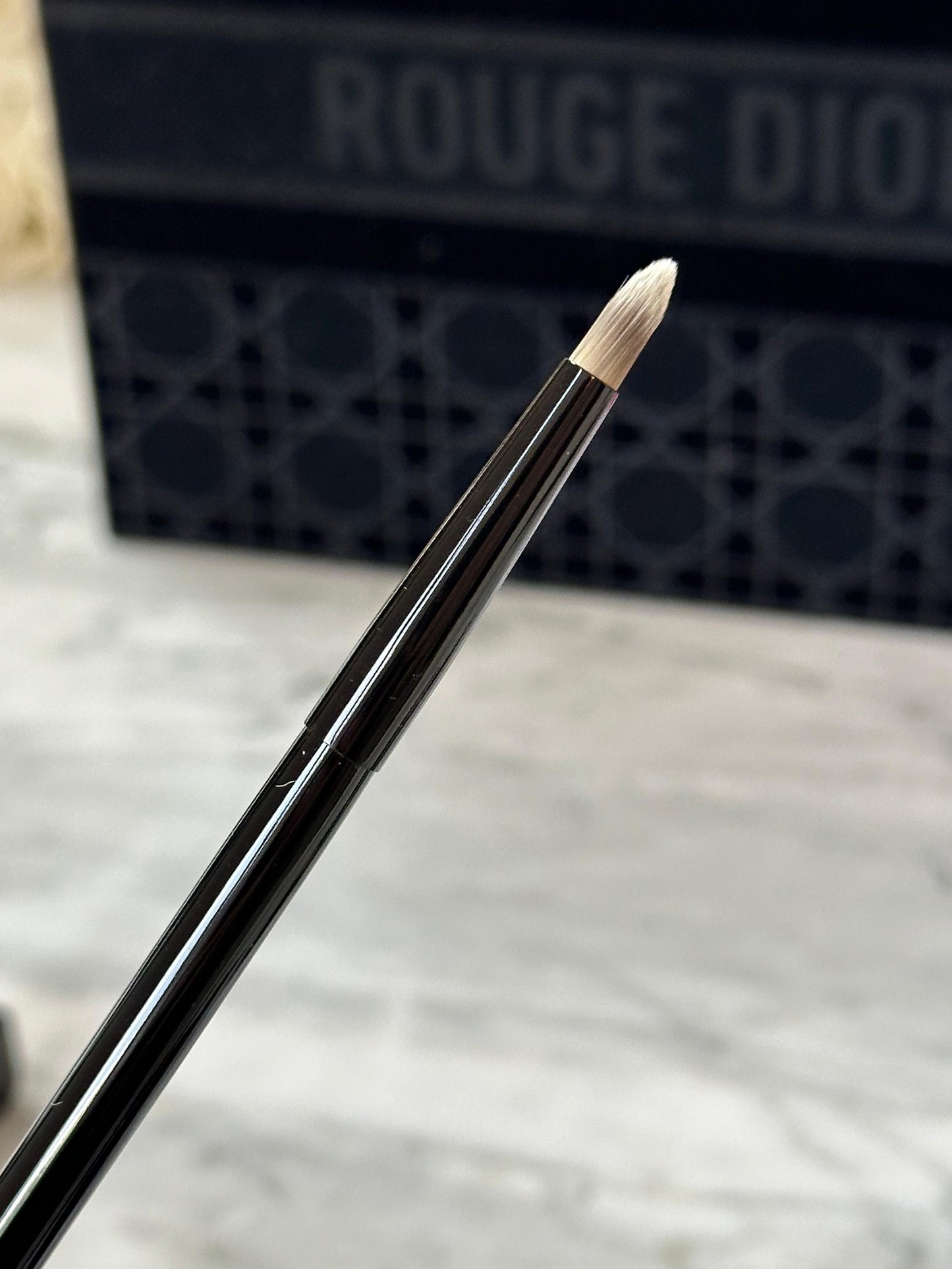 ARMANI Maestro Brushes - Spot Concealer Brush (7)