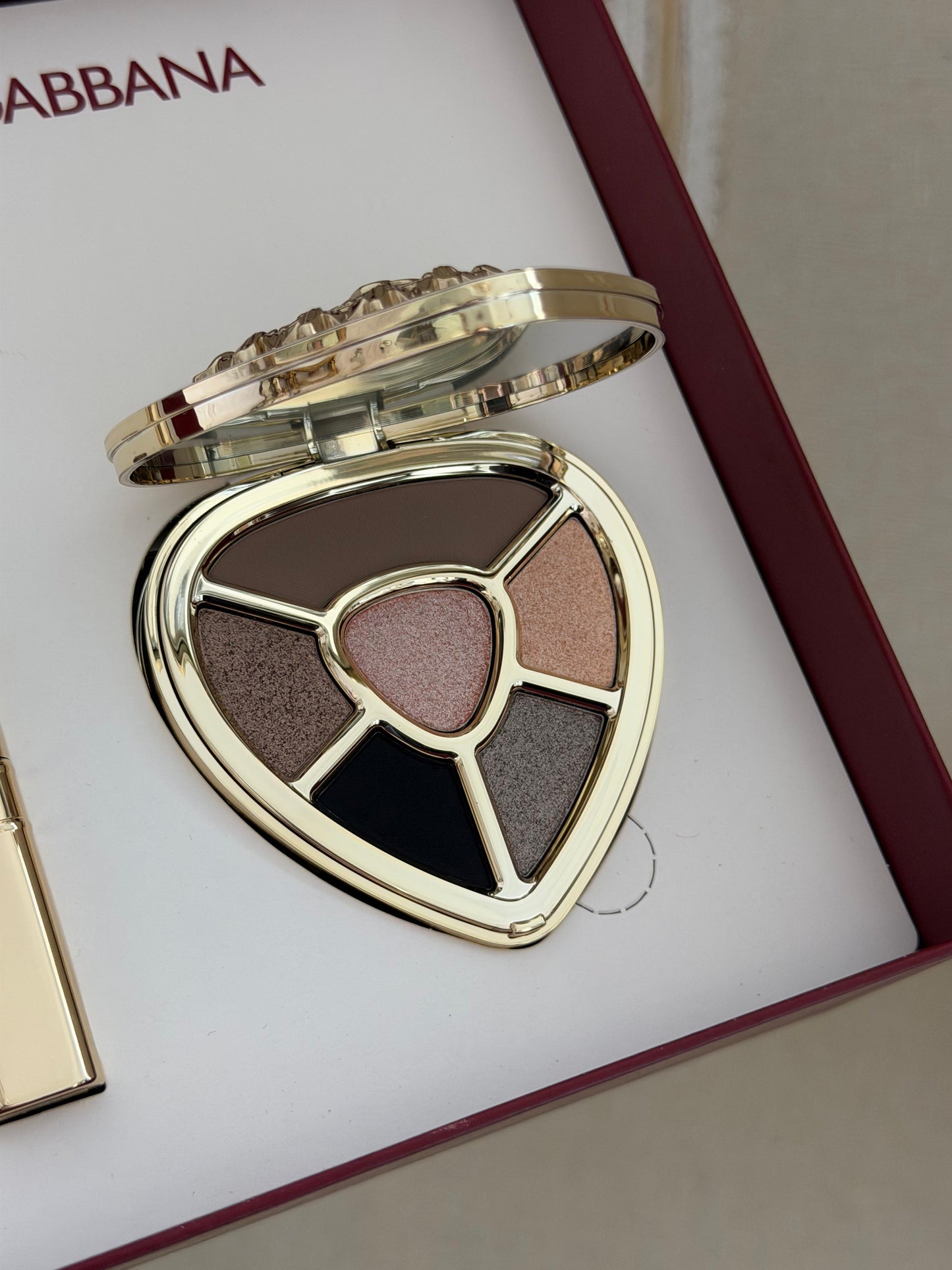 DOLCE&GABBANA Devotion Flawless Eyes Gift Set (03)
Eyeshadow + Eyeliner + Mascara