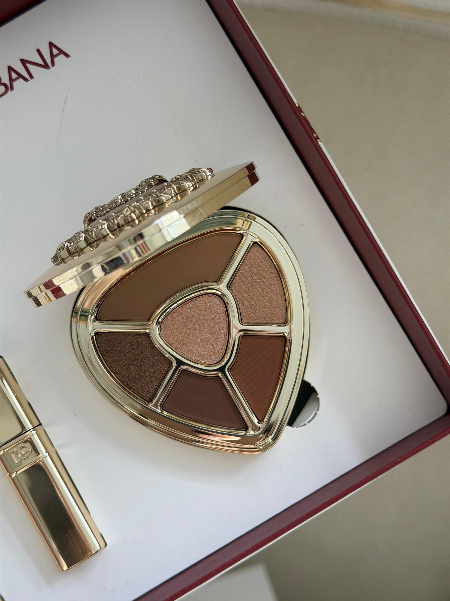 DOLCE&GABBANA Devotion Flawless Eyes Gift Set (01)
Eyeshadow + Eyeliner + Mascara