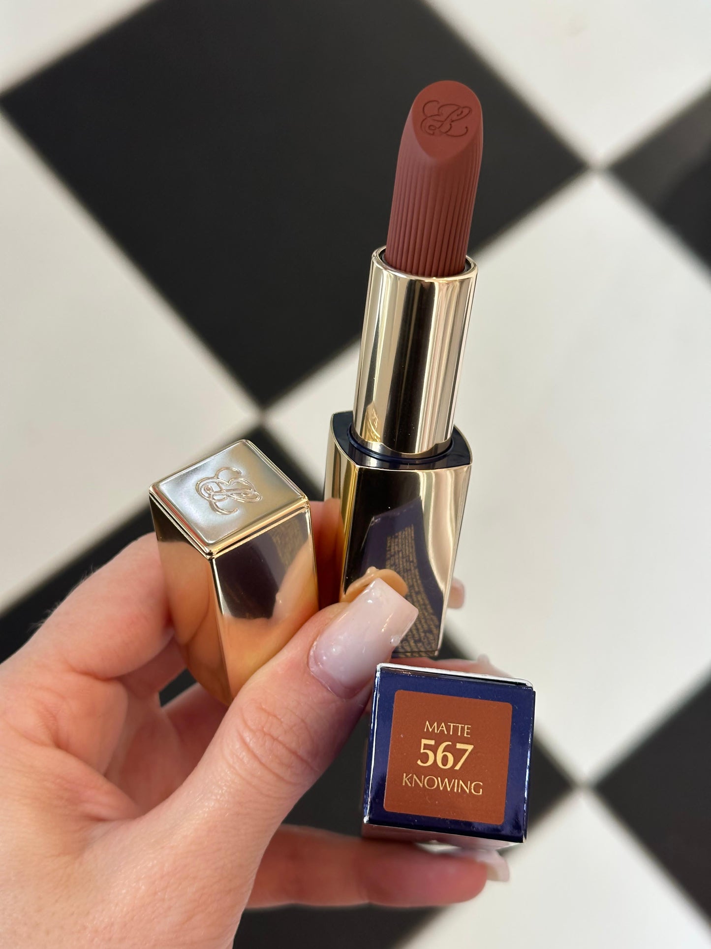 ESTÉE LAUDER Pure Color
Creme Lipstick (567)