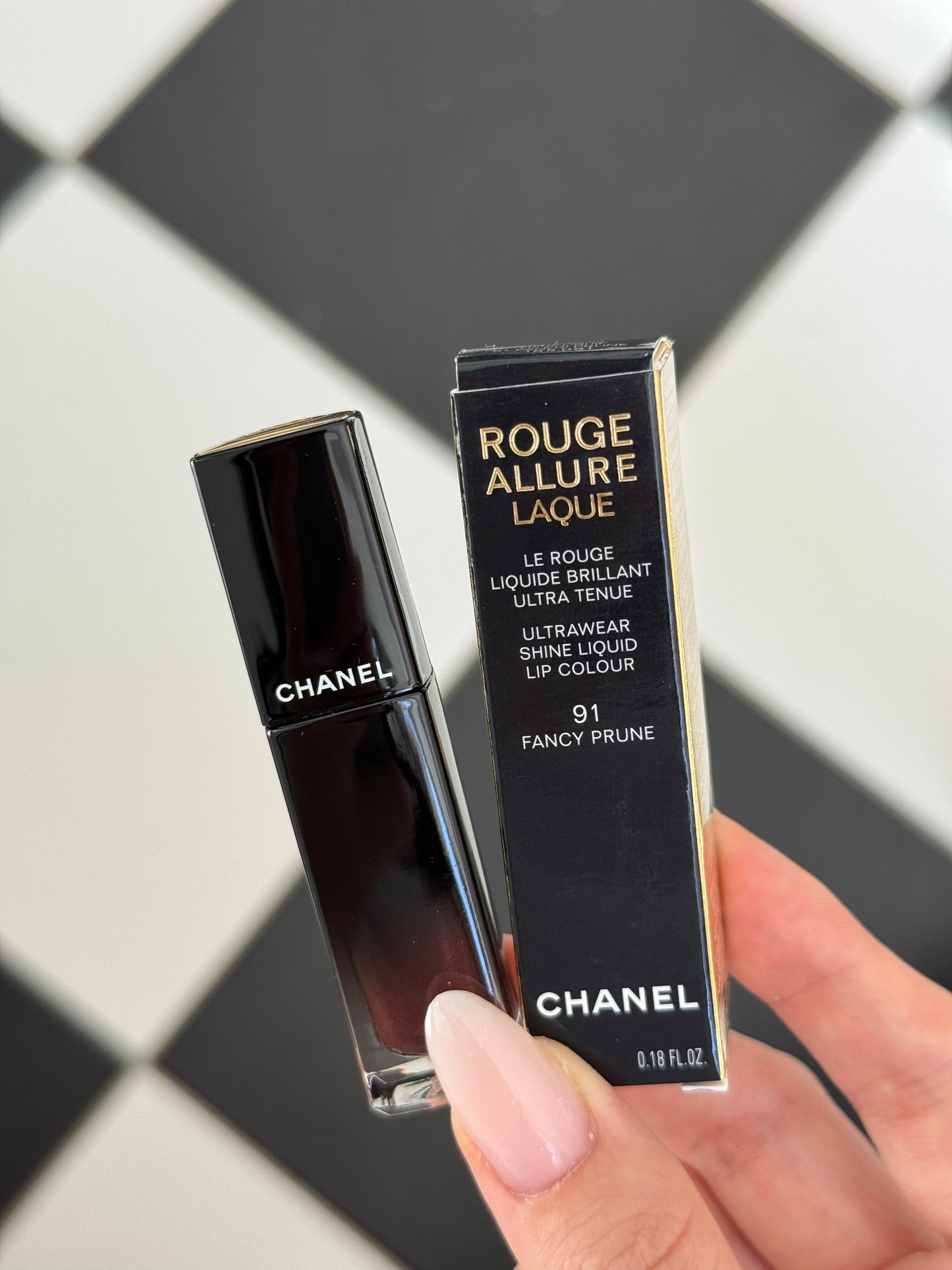 CHANEL Rouge Allure Laque (91)
Ultrawear Shine Liquid Lipstick