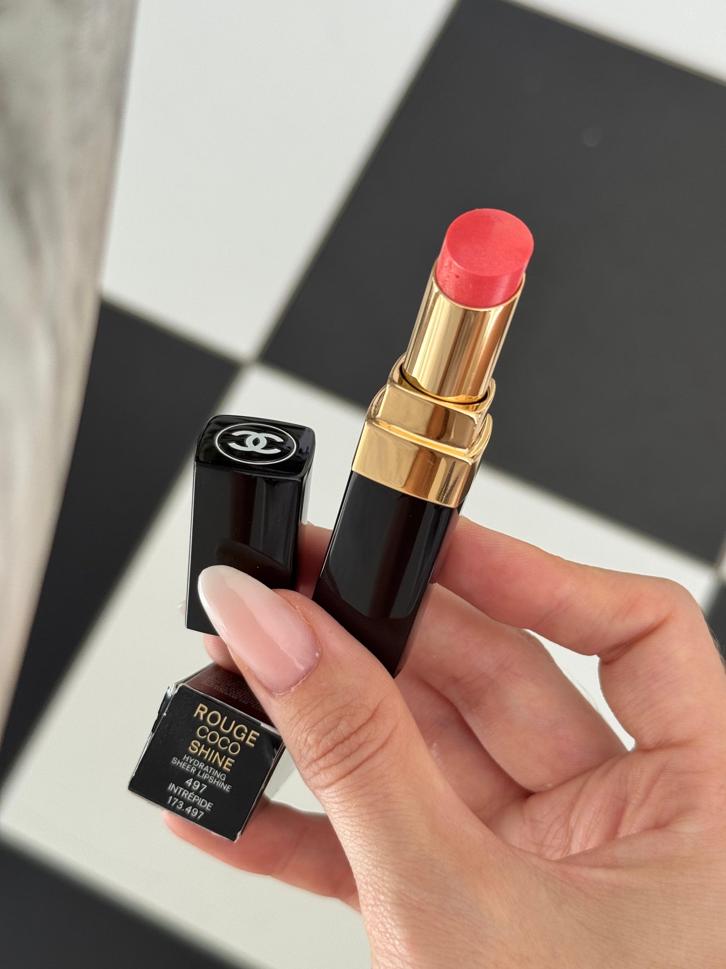 CHANEL
Rouge Coco Shine Hydrating Sheer Lipstick (497)