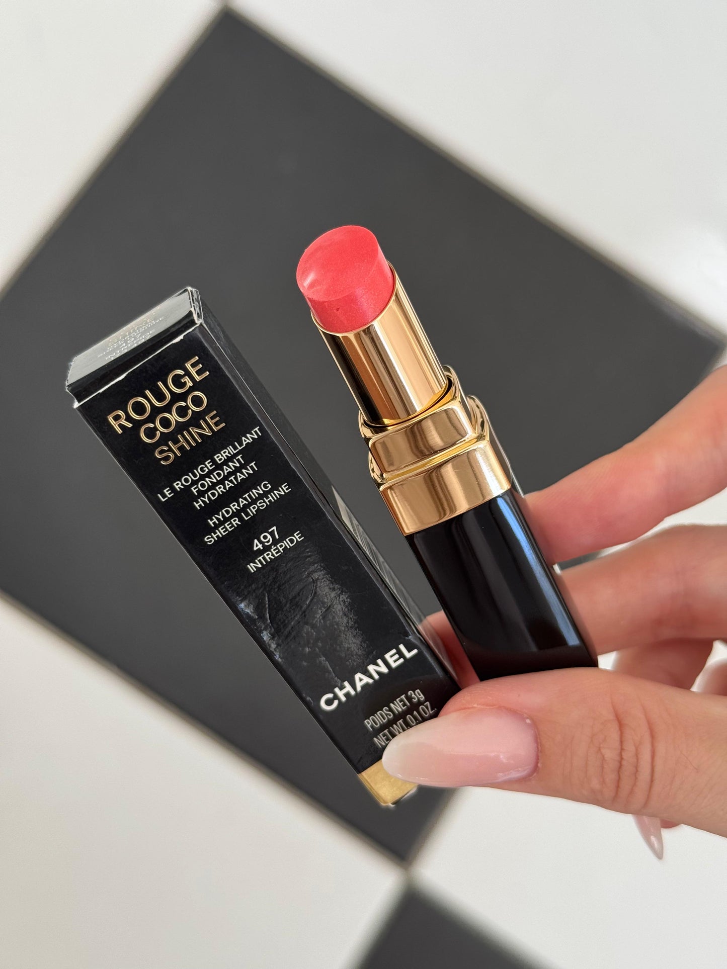 CHANEL
Rouge Coco Shine Hydrating Sheer Lipstick (497)