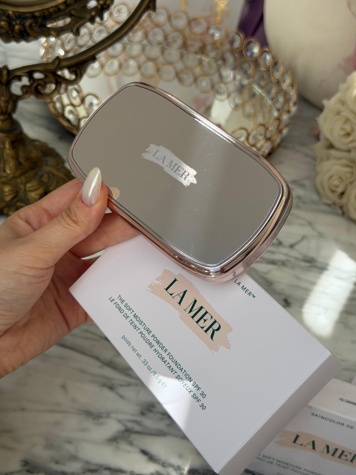 LA MER The Soft Moisture Powder Foundation SPF30 (43 Caramel)