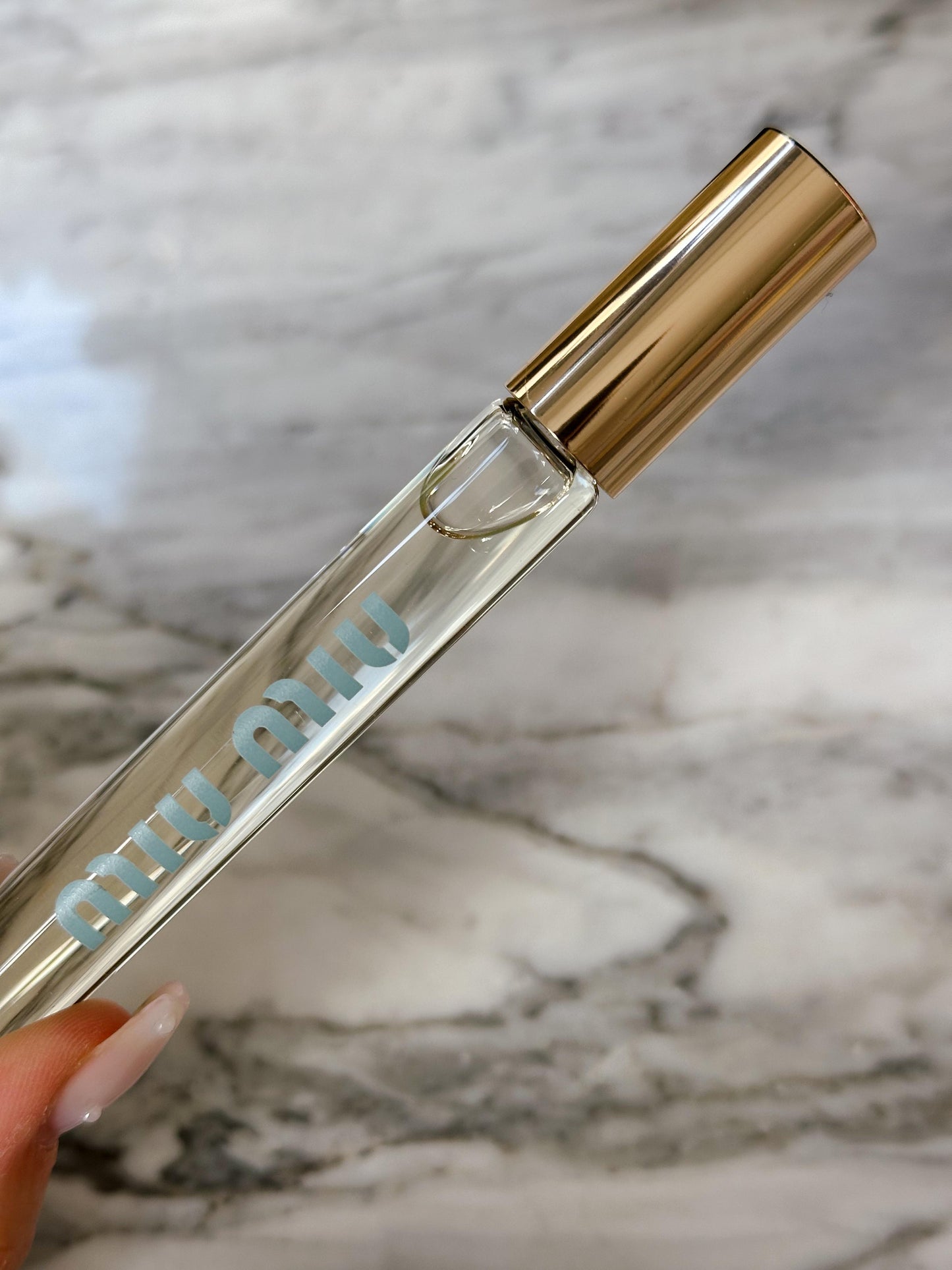 MIU MIU
Eau De Parfum Travel Size - Roller Pen