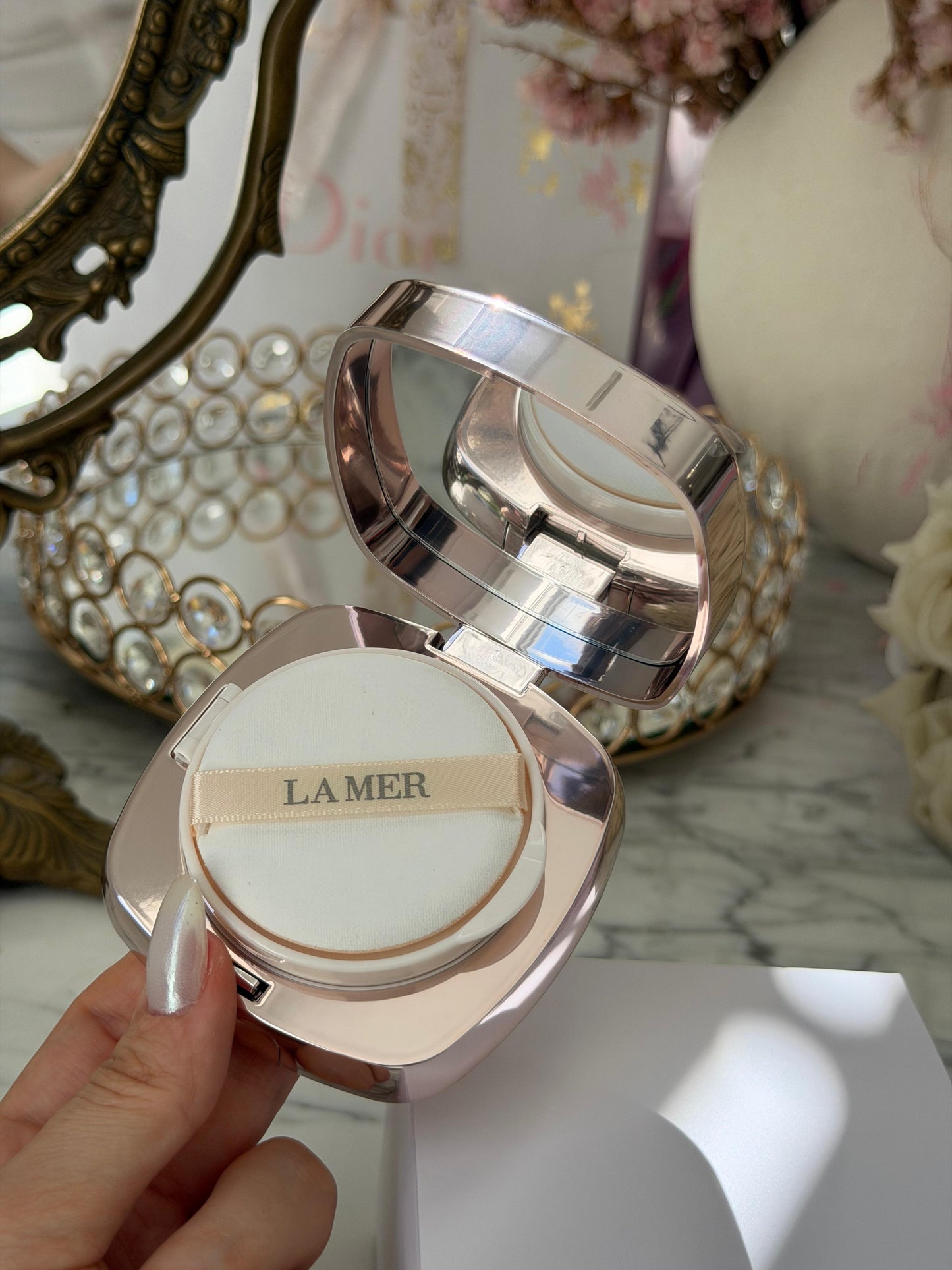 LA MER The Luminous Lifting Cushion Foundation SPF20 - Rosy Ivory
