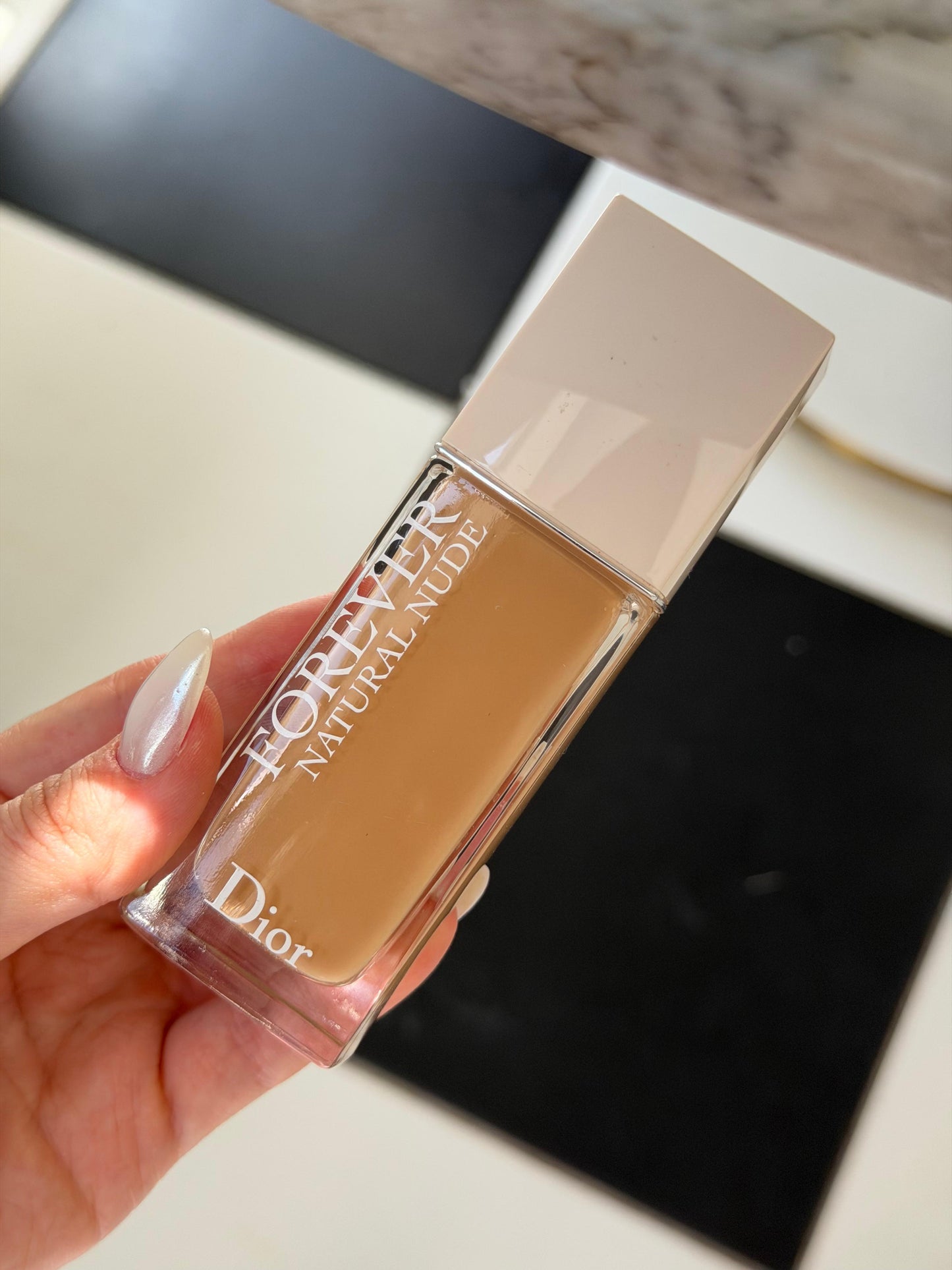 DIOR Forever Natural Nude (2W)
Longwear Foundation - 96% Natural-Origin Ingredients