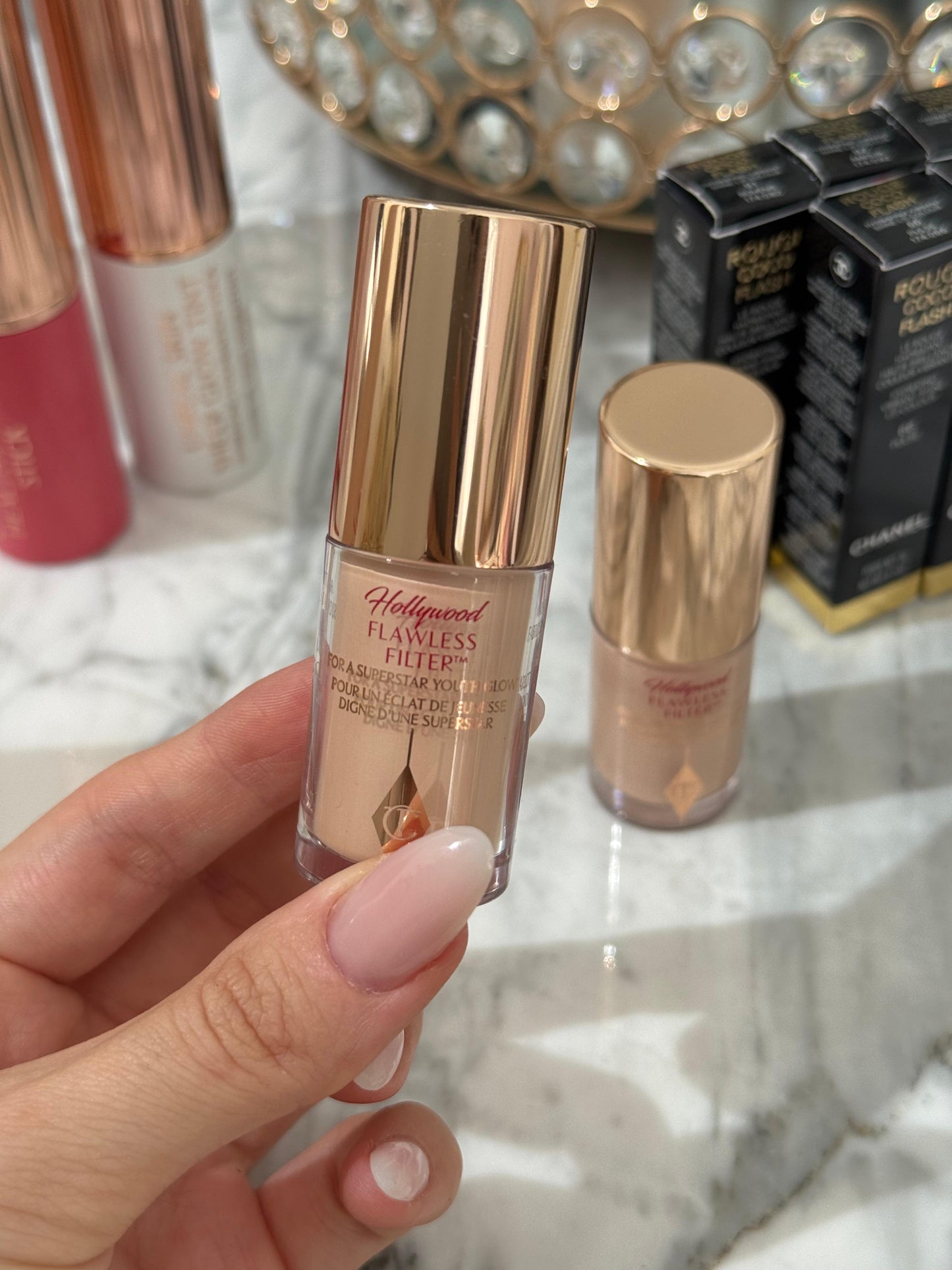 CHARLOTTE TILBURY Hollywood Flawless Filter For A Superstar Youth Glow Foundation Primer