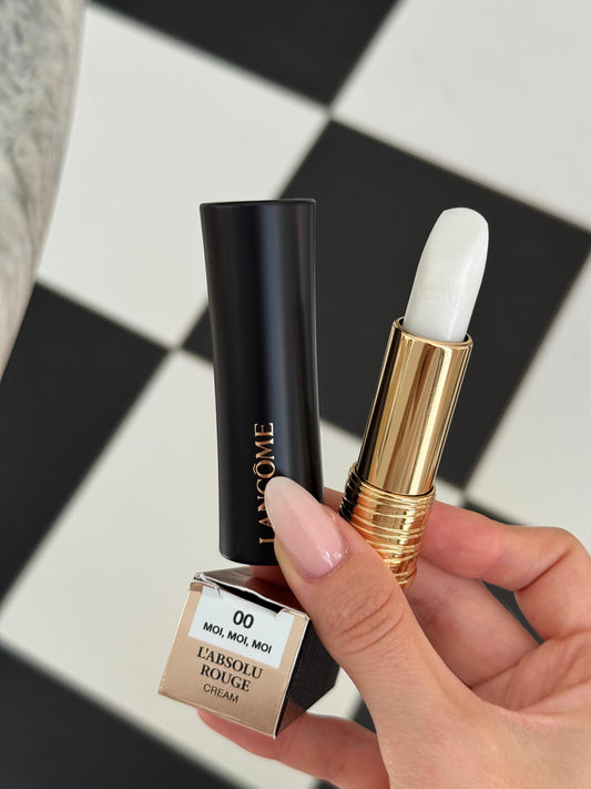 LANCÔME 
L'Absolu Rouge Cream Lipstick (00)
Luminous Cream Finish 18H