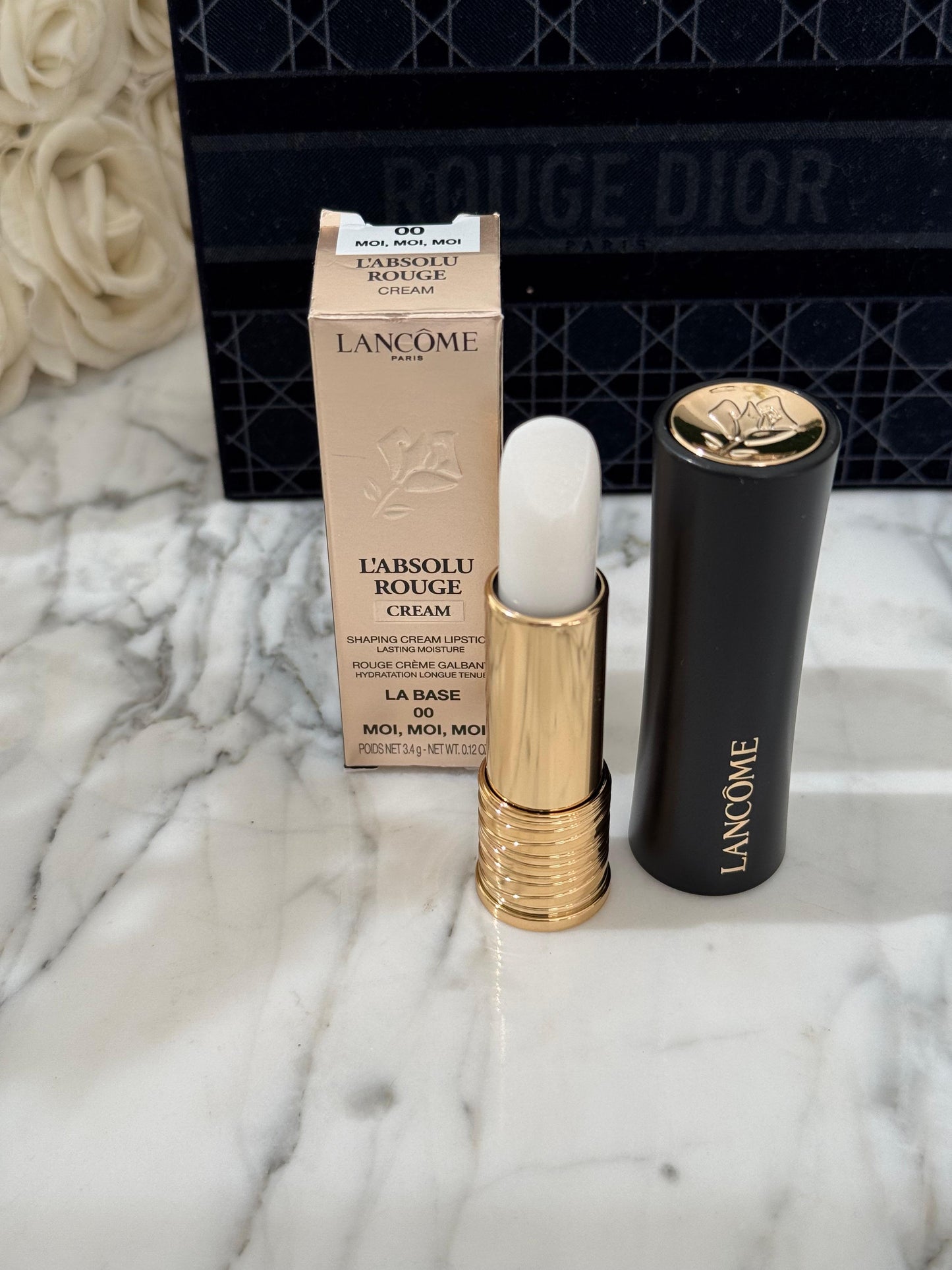 LANCÔME 
L'Absolu Rouge Cream Lipstick (00)
Luminous Cream Finish 18H