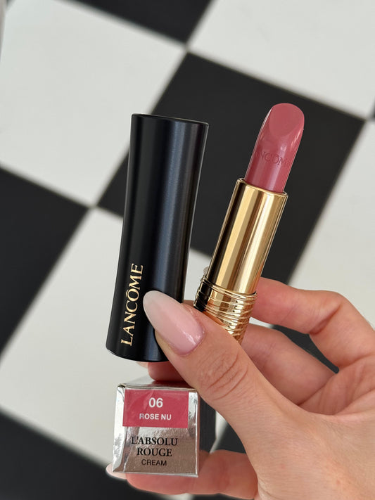 LANCÔME (06)
L'Absolu Rouge Cream Lipstick
Luminous Cream Finish 18H