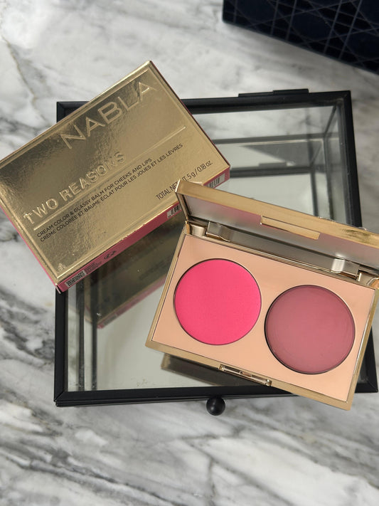 NABLA Two Reasons
Cream Color & Glassy Balm Duo For Cheeks And Lips