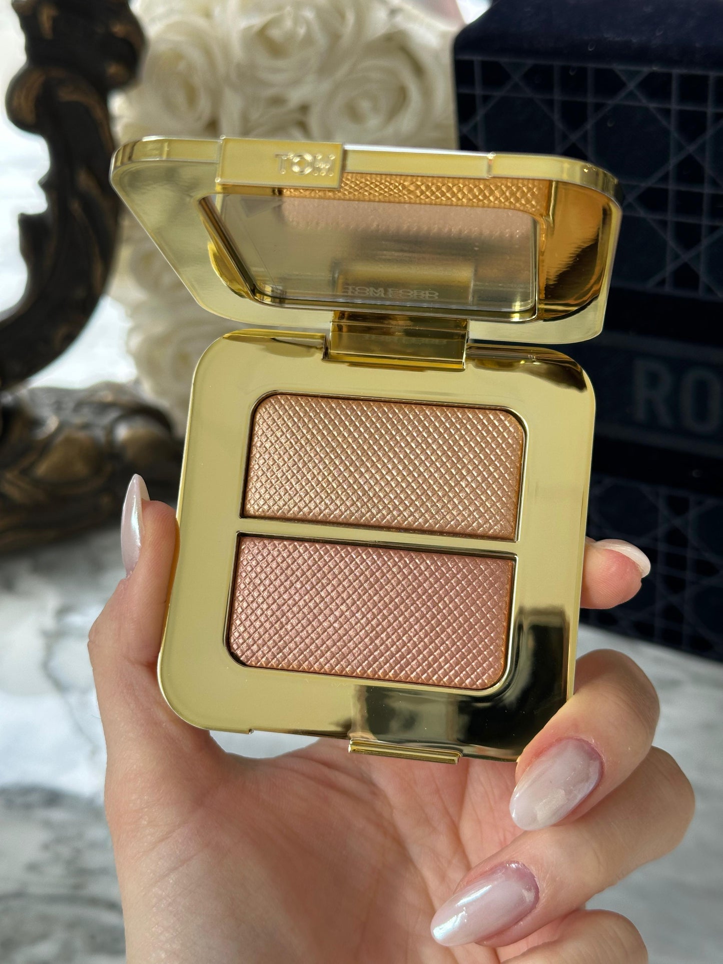 TOM FORD
Highlighting & Contouring
Sheer Duo