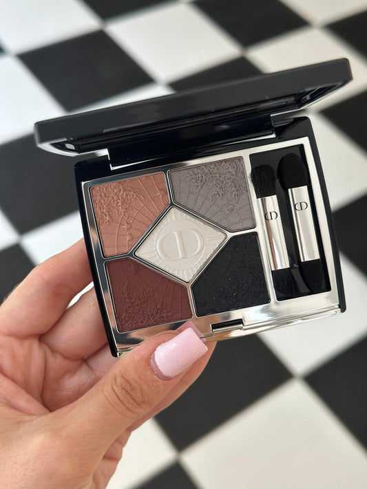 DIOR Diorshow 5 Couleurs
Eye Palette - 5 Eyeshadows - High Color and Long Wear (589)