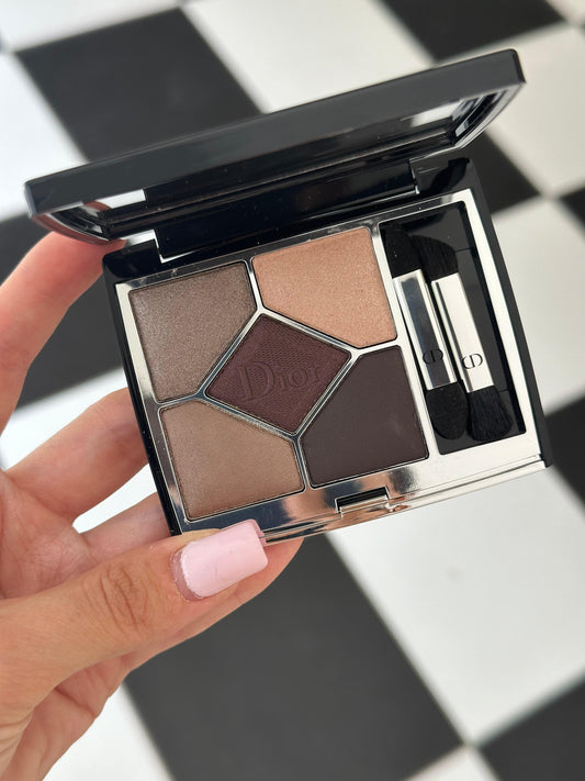 DIOR Diorshow 5 Couleurs
Eye Palette - 5 Eyeshadows - High Color and Long Wear (599)