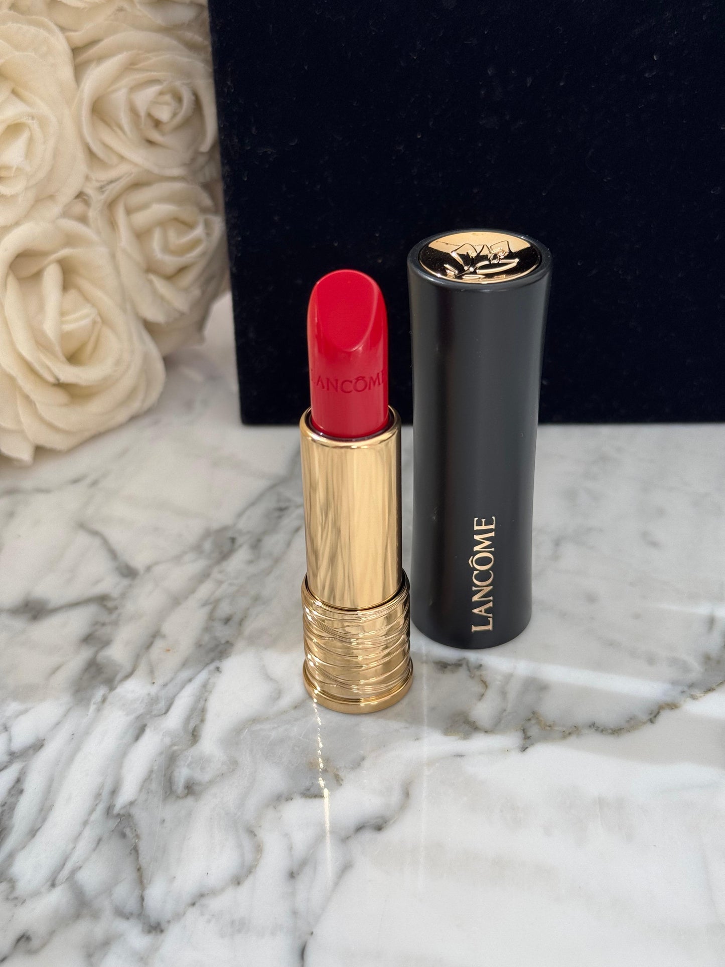 LANCÔME 
L'Absolu Rouge Cream Lipstick (139)
Luminous Cream Finish 18H