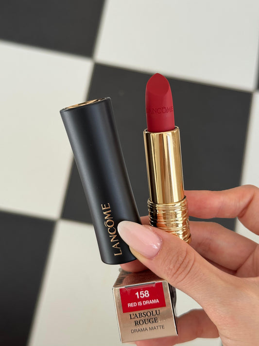 LANCÔME 
L'Absolu Rouge Cream Lipstick (182)
Luminous Cream Finish 18H