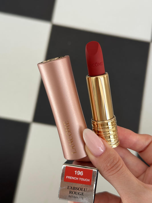 LANCÔME 
L'Absolu Rouge Cream Lipstick (196)
Luminous Cream Finish 18H