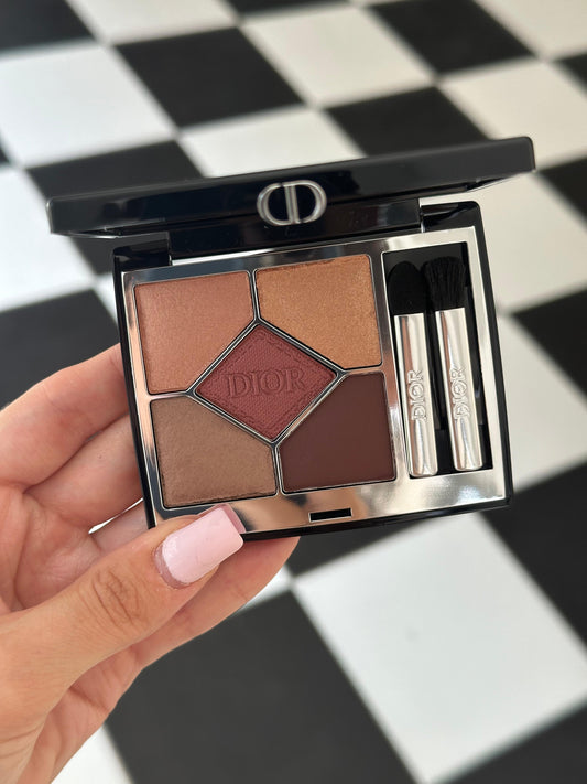 DIOR Diorshow 5 Couleurs
Eye Palette - 5 Eyeshadows - High Color and Long Wear (689)
