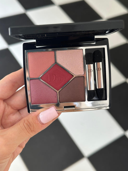 DIOR Diorshow 5 Couleurs
Eye Palette - 5 Eyeshadows - High Color and Long Wear (879)