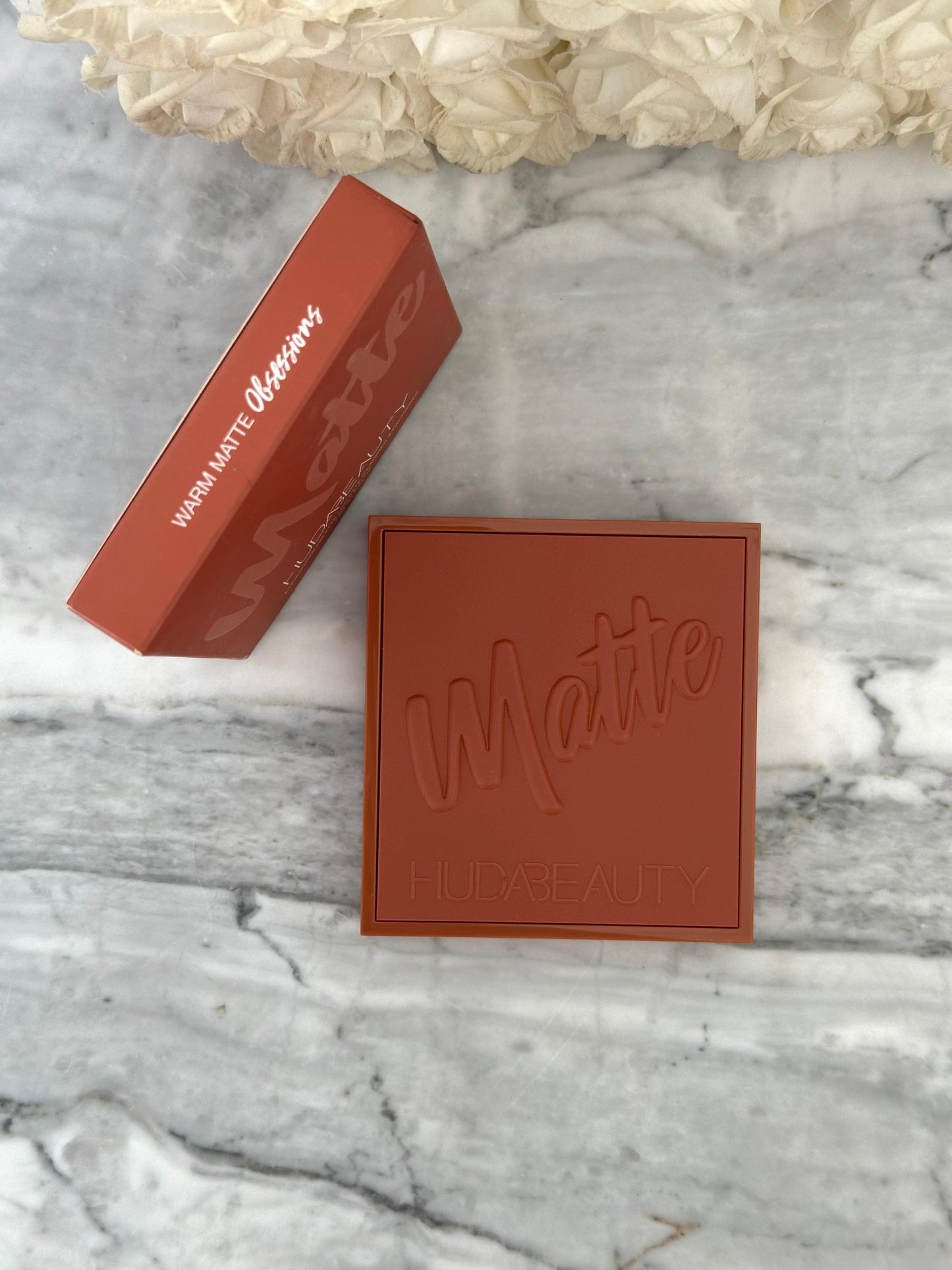 HUDA BEAUTY Matte Obsessions Eyeshadow Palette - Warm Matte