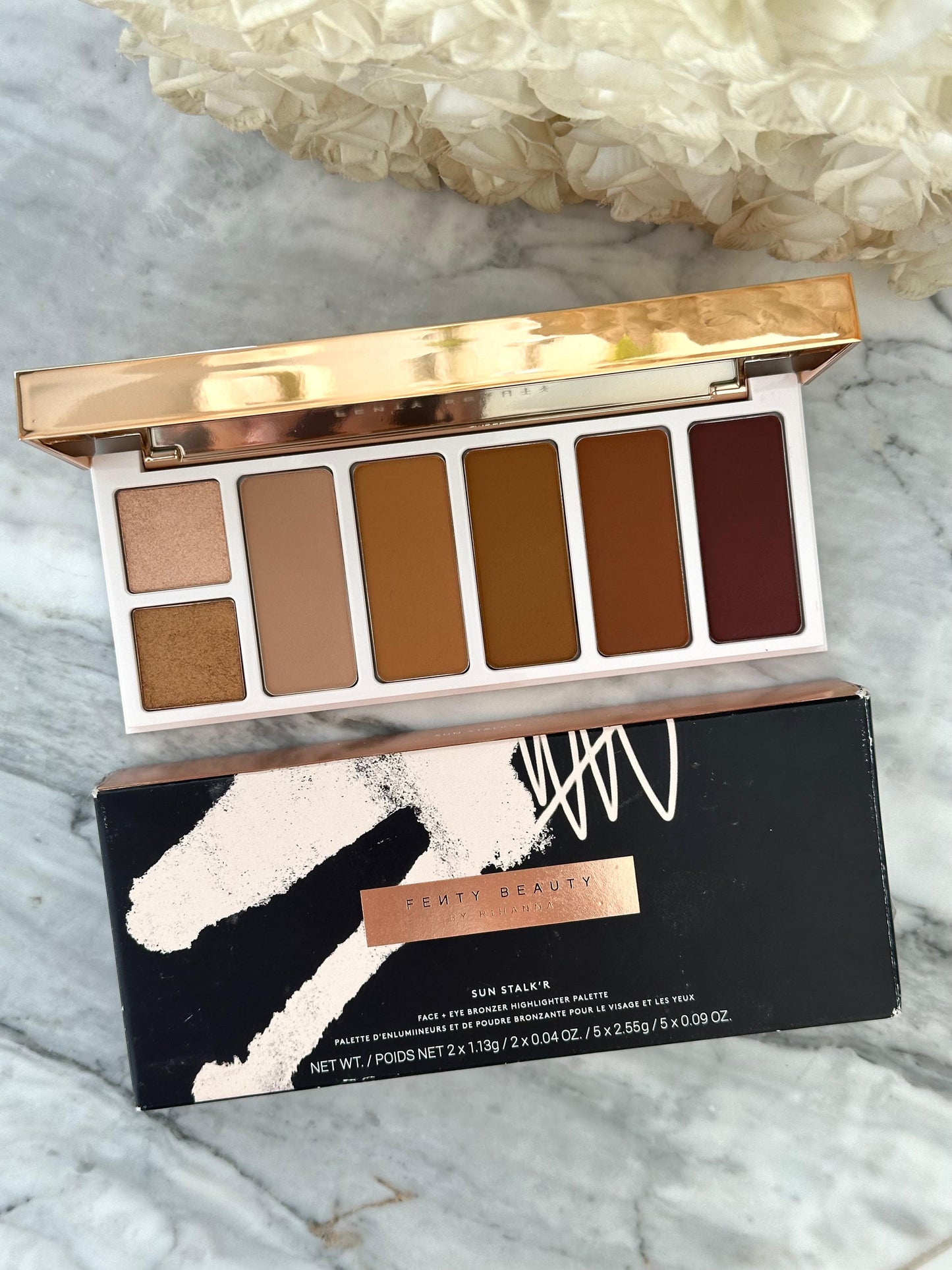 FENTY BEAUTY
Sun Stalk'R Face and Eye Bronzer and Highlighter Palette
