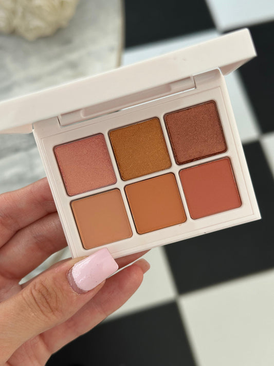 FENTY BEAUTY Snap Shadows Mix & Match Eyeshadow Palette (5)