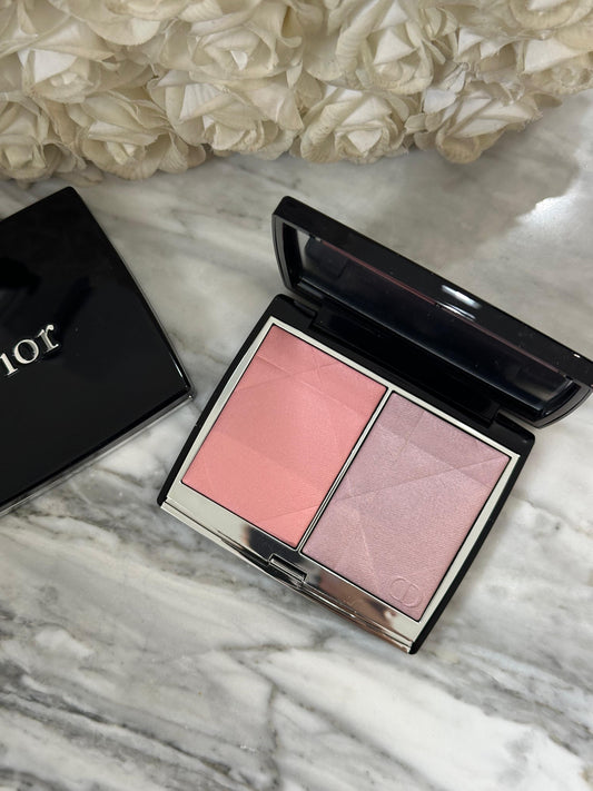 DIOR Rouge Blush Colour & Glow 287
Multi-Use Face Palette – Color and Highlighter Duo