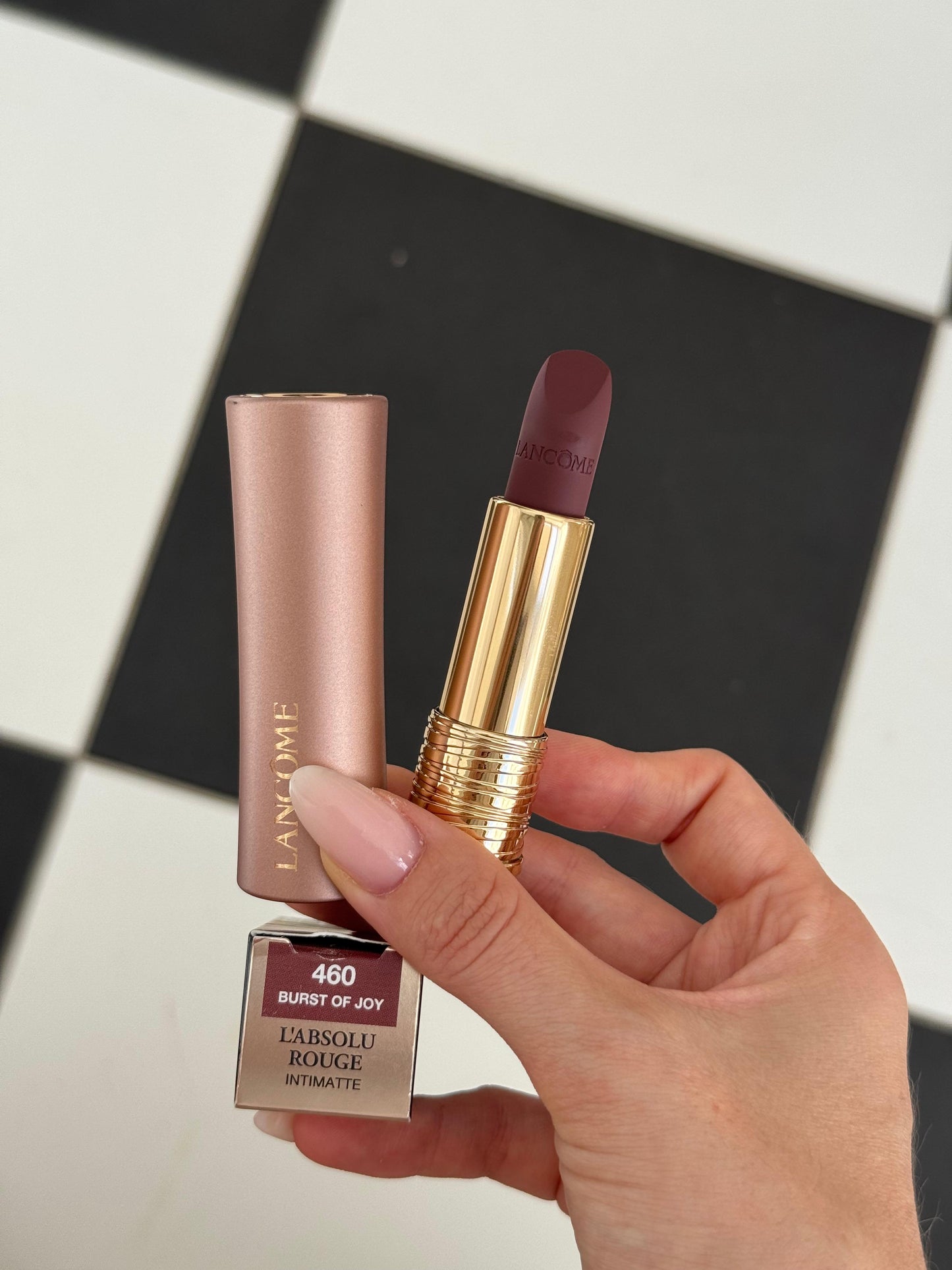 LANCÔME 
L'Absolu Rouge Cream Lipstick (460)
Luminous Cream Finish 18H