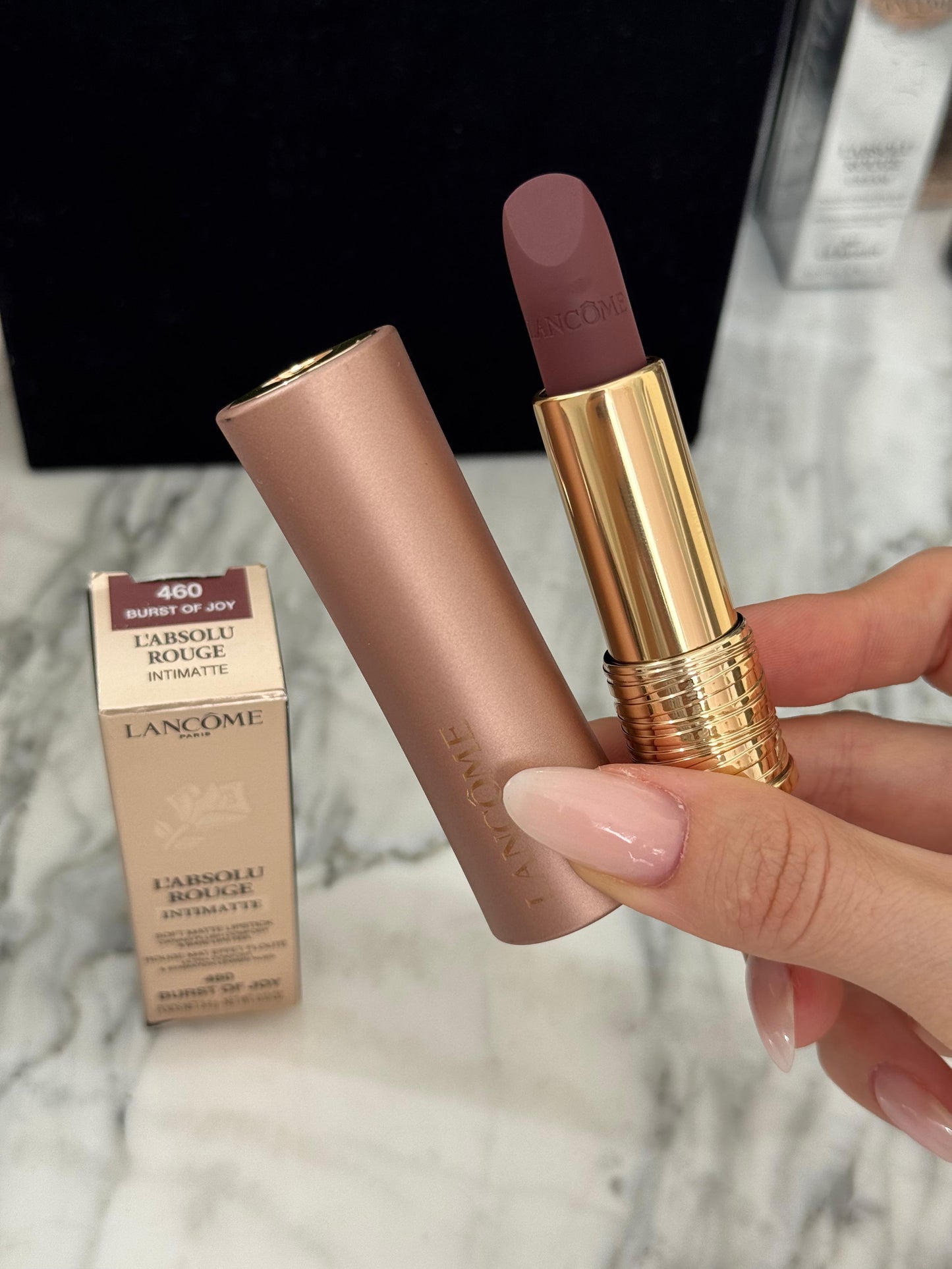 LANCÔME 
L'Absolu Rouge Cream Lipstick (460)
Luminous Cream Finish 18H