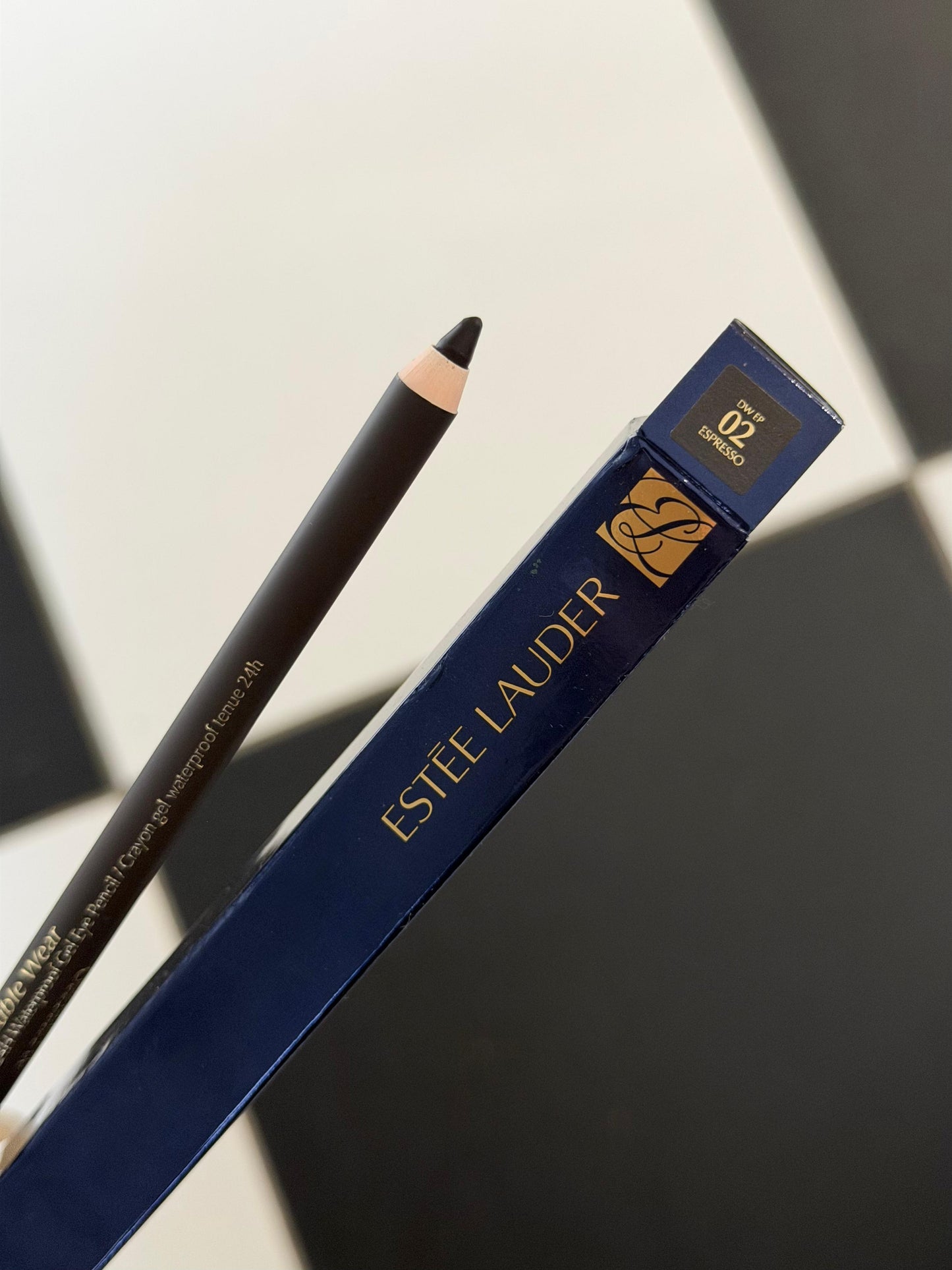 ESTÉE LAUDER Double Wear
24H Waterproof Gel Eye Pencil (02)