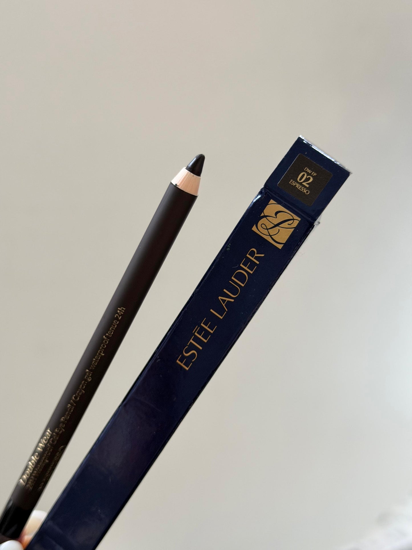 ESTÉE LAUDER Double Wear
24H Waterproof Gel Eye Pencil (02)