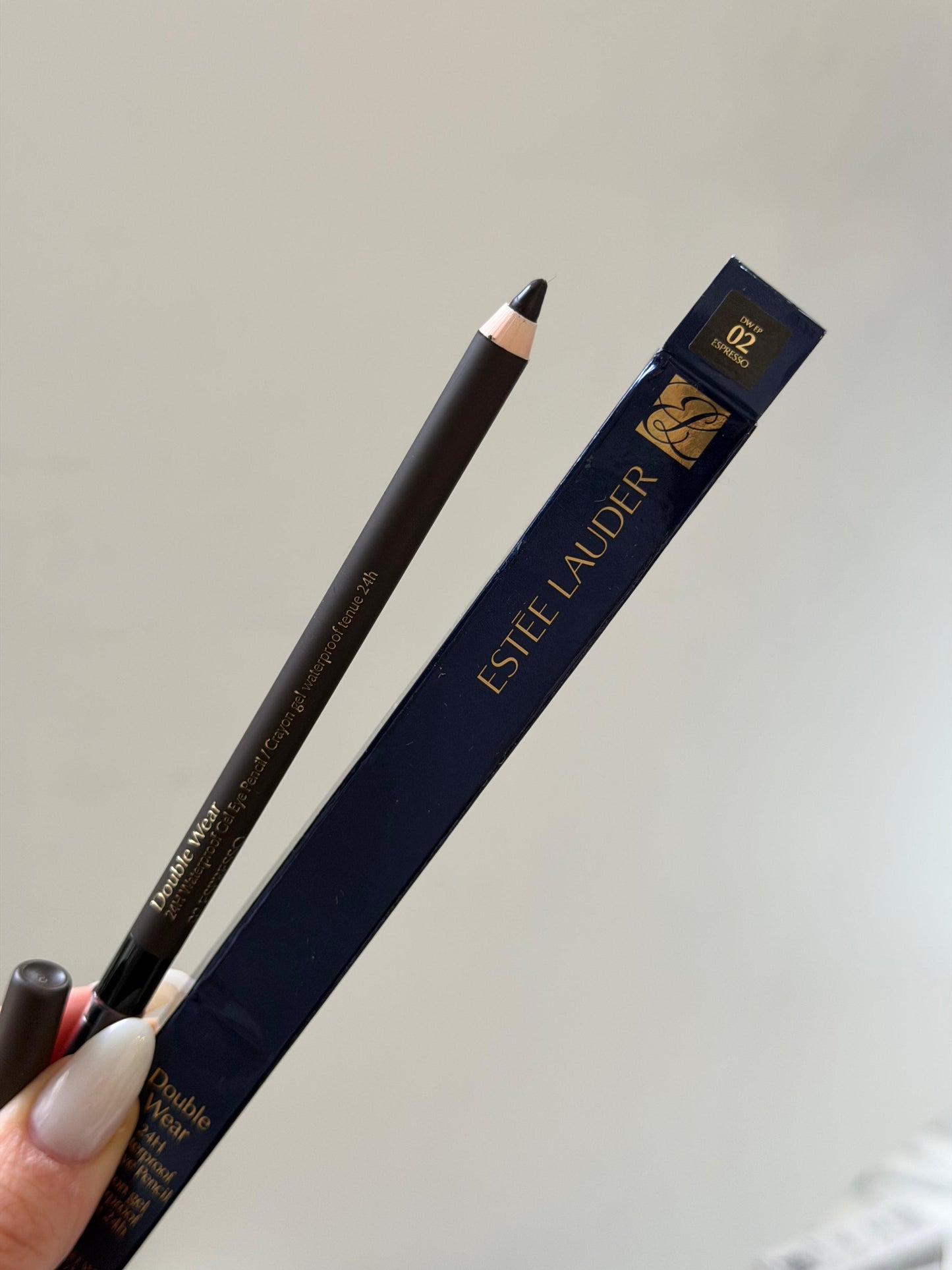 ESTÉE LAUDER Double Wear
24H Waterproof Gel Eye Pencil (02)