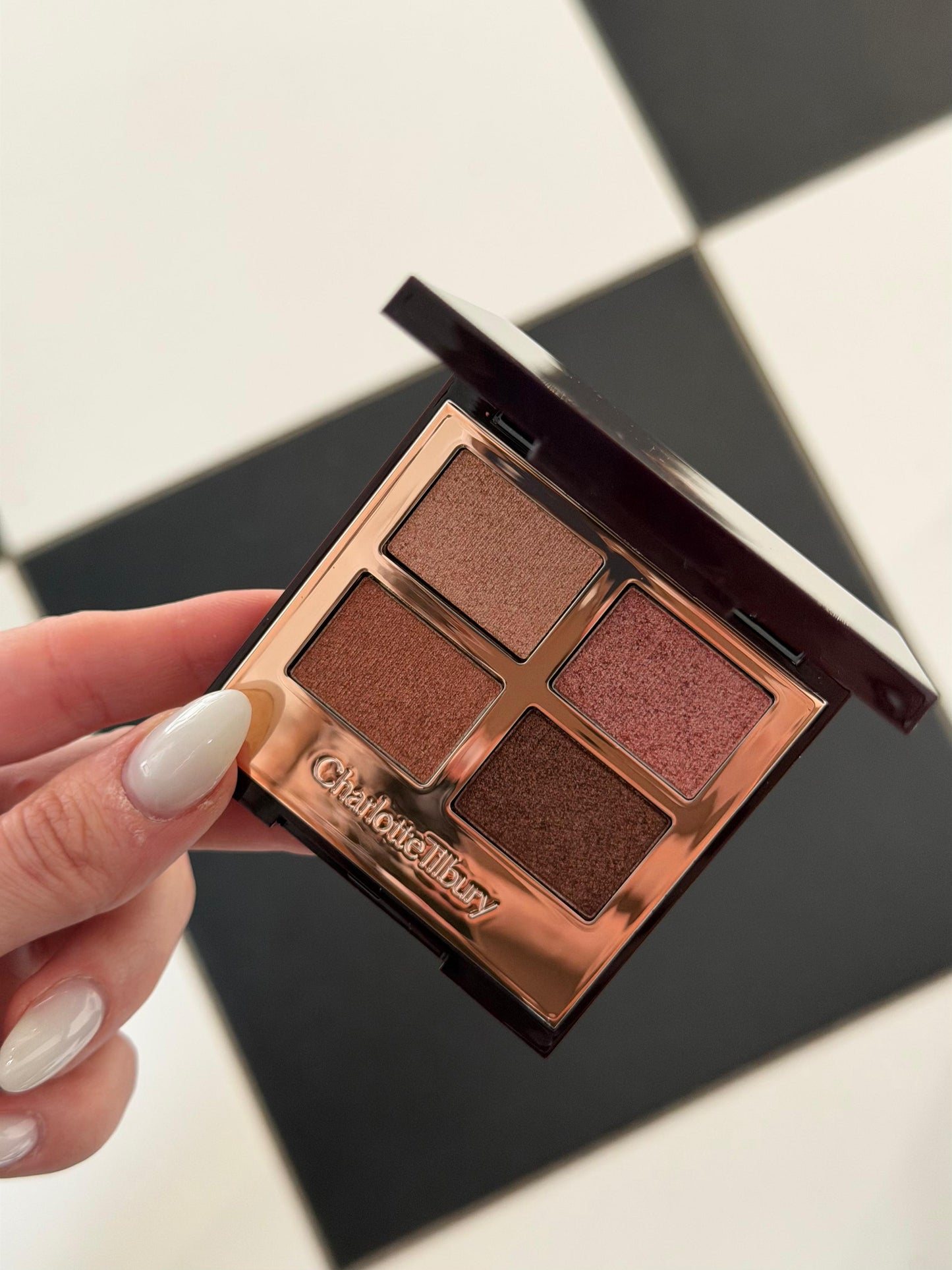 CHARLOTTE TILBURY Luxury EyeShadow Palette Of Pops - Pillow Talk
