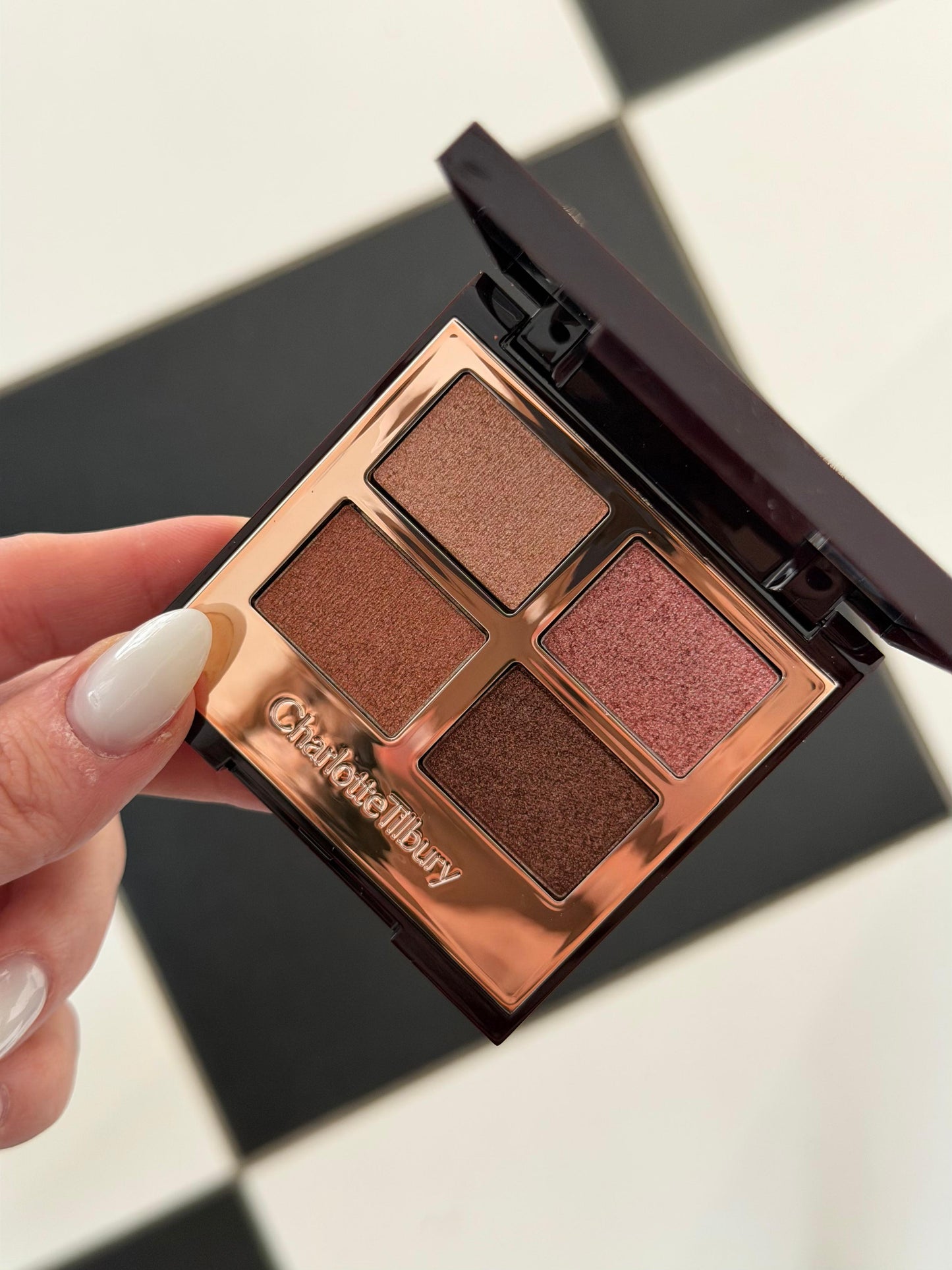 CHARLOTTE TILBURY Luxury EyeShadow Palette Of Pops - Pillow Talk