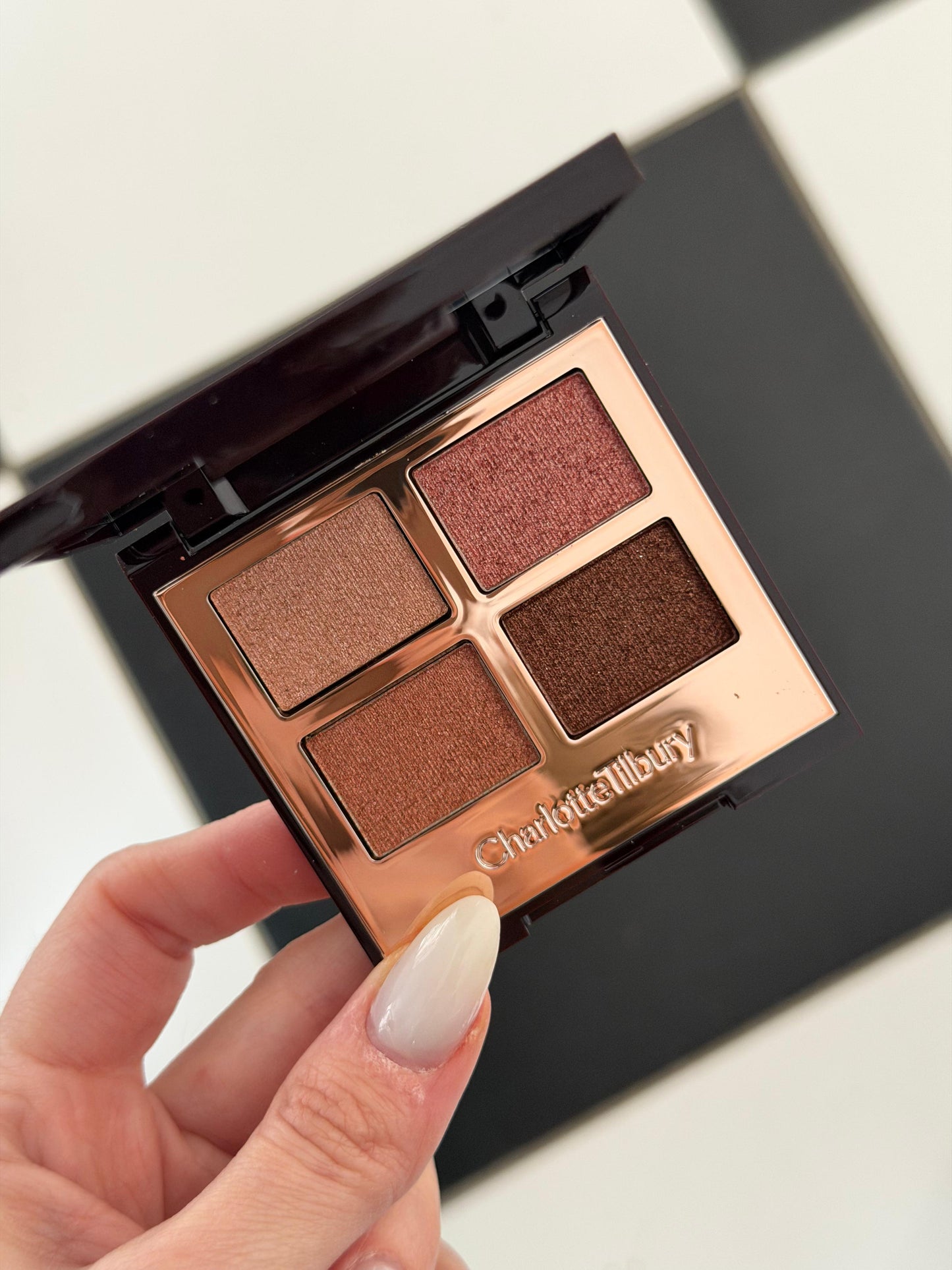 CHARLOTTE TILBURY Luxury EyeShadow Palette Of Pops - Pillow Talk