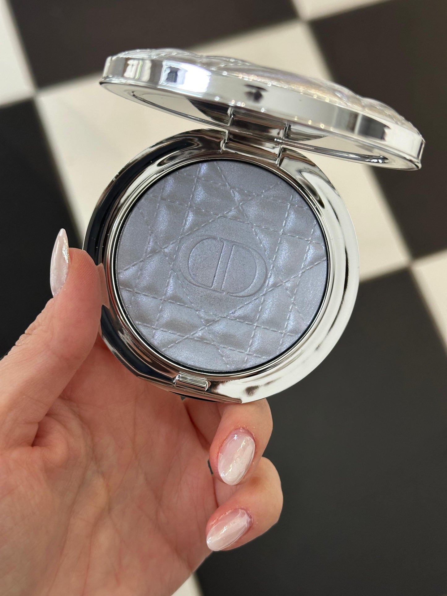 DIOR Forever Glow Luminizer - Illuminating Powder For Face 05