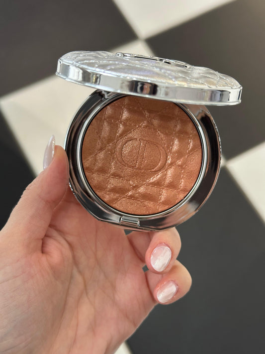DIOR Forever Glow Luminizer - Illuminating Powder For Face 07