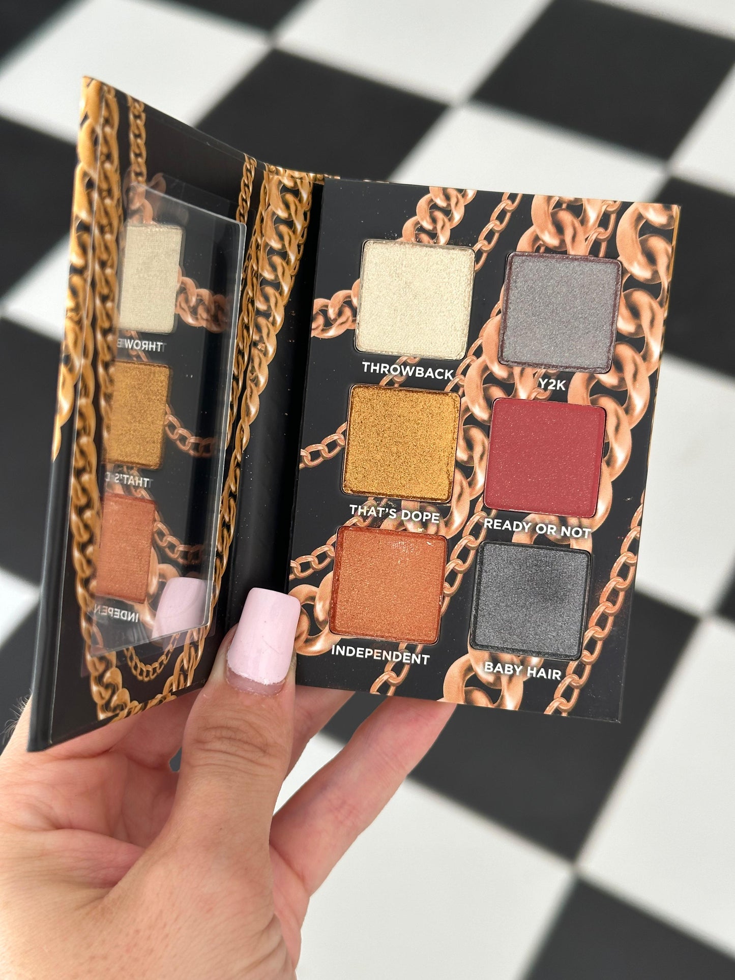 URBAN DECAY Soundtrack Decades Mini Eyeshadow Palette