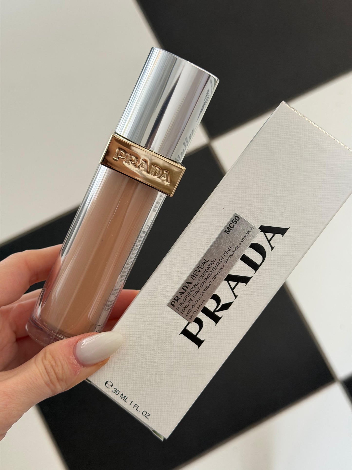 PRADA Reveal Skin Optimizing Foundation (MC50)
Medium Coverage, Soft Matte, SPF17