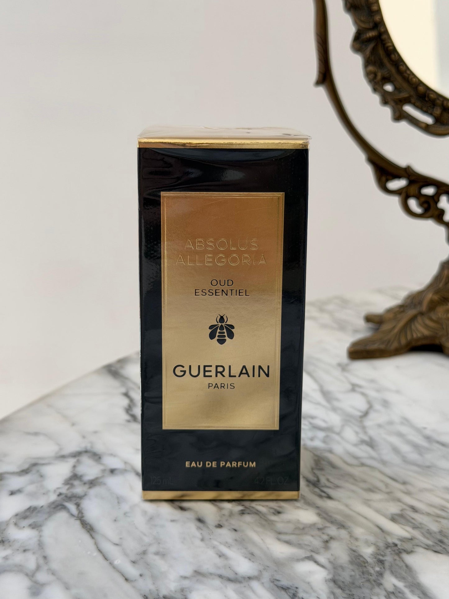 GUERLAIN Absolus Allegoria Oud Essentiel - Eau De Parfum
A Stirring Oud with Sensual Accents